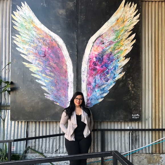 Hello! Nice to meet you! 😊 - Picture 3 of 3